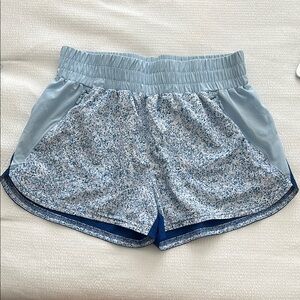GAP Athletic Shorts with Elastic Waistband